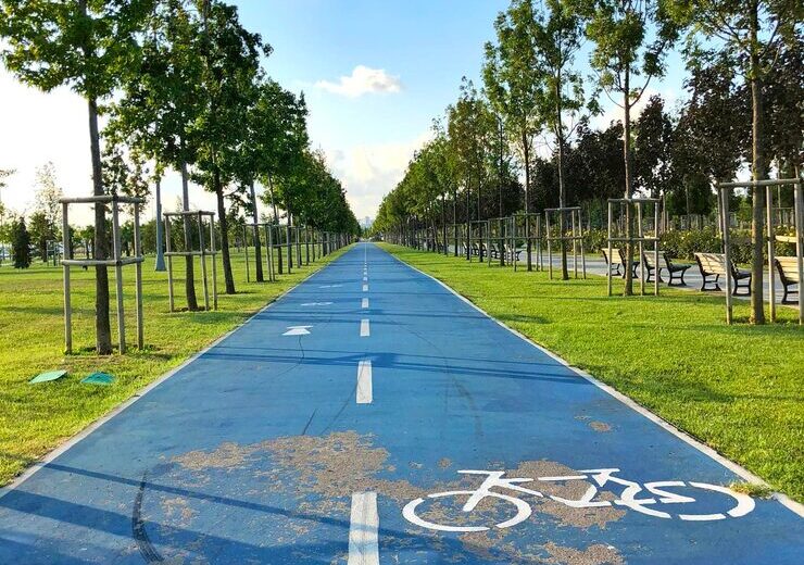 Reconfigurarea trotuarelor și pistelor de biciclete