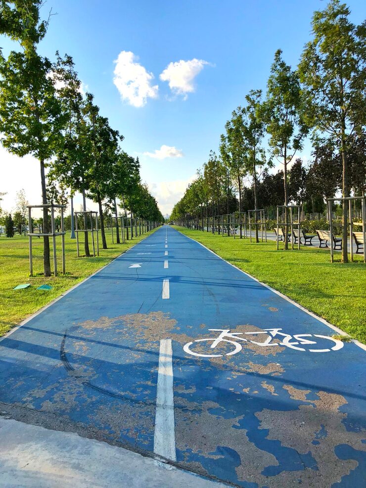 Reconfigurarea trotuarelor și pistelor de biciclete