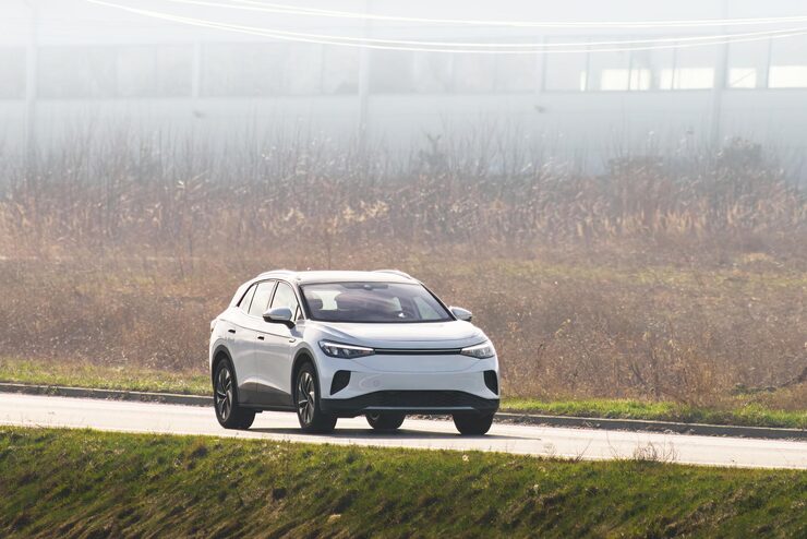 Modernizarea drumurilor pentru adaptarea la vehicule electrice și infrastructura necesară